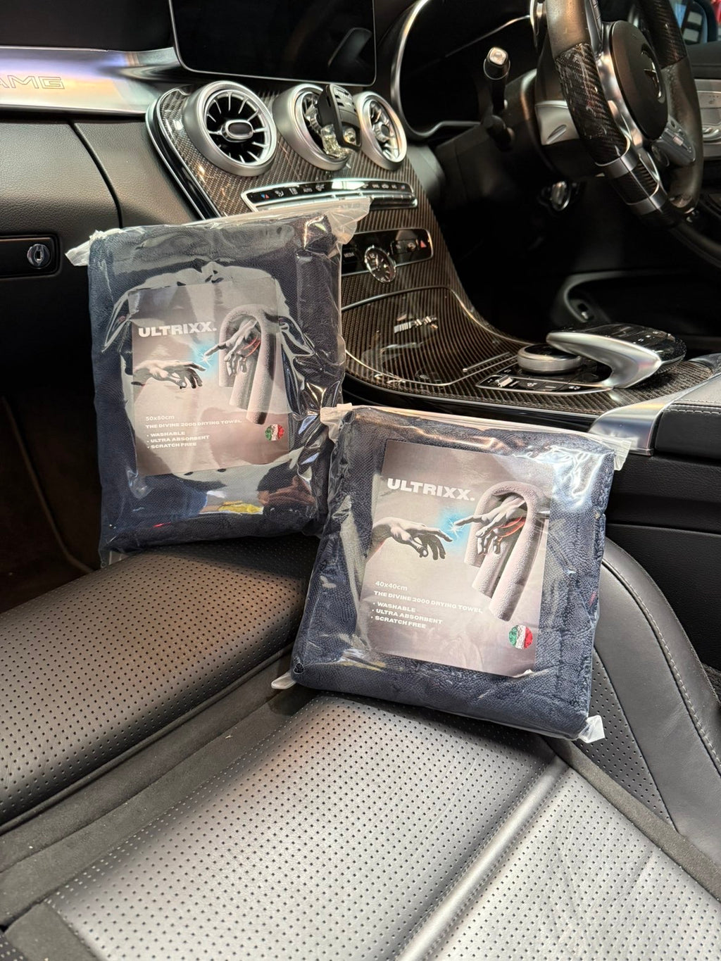 THE ULTIMATE DRYING TOWEL