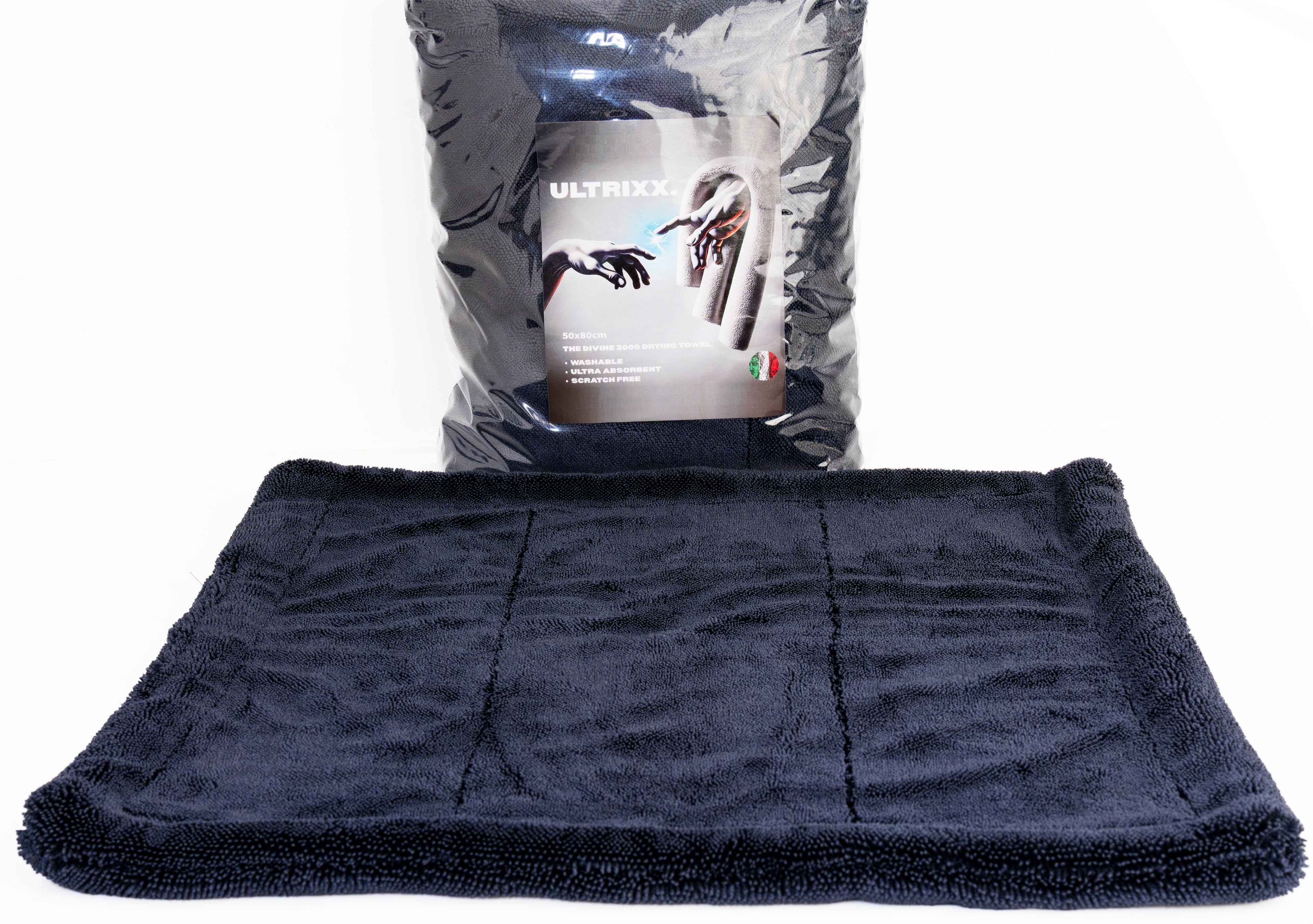 THE ULTIMATE DRYING TOWEL